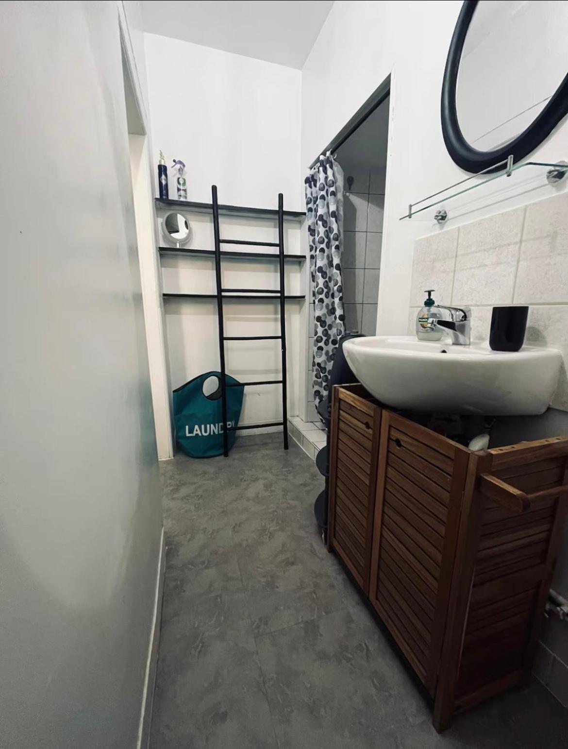 Appartement avec terrasse privative Celles-sur-Plaine Esterno foto